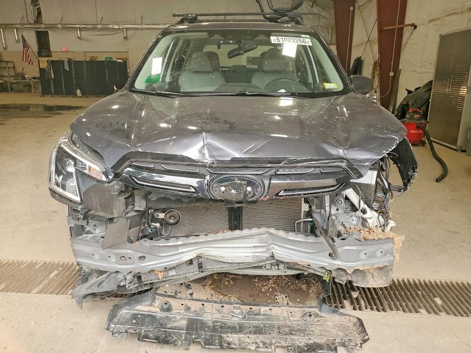 2024 SUBARU FORESTER 5