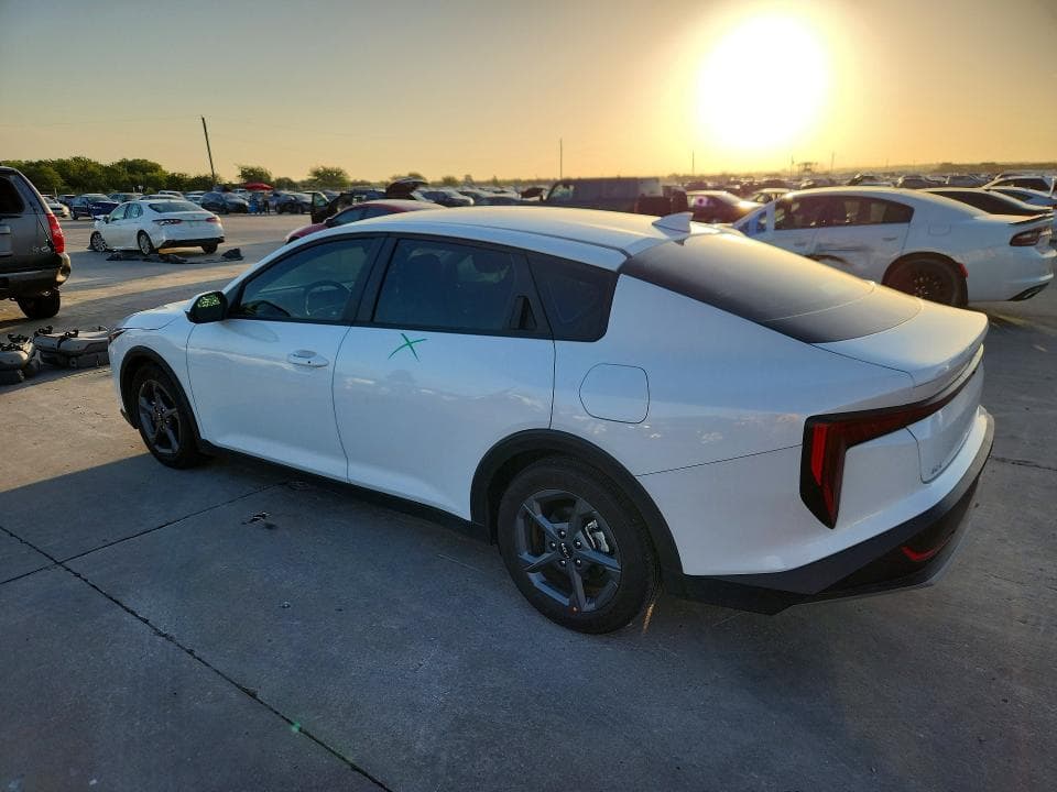 2025 KIA K4 LXS 2