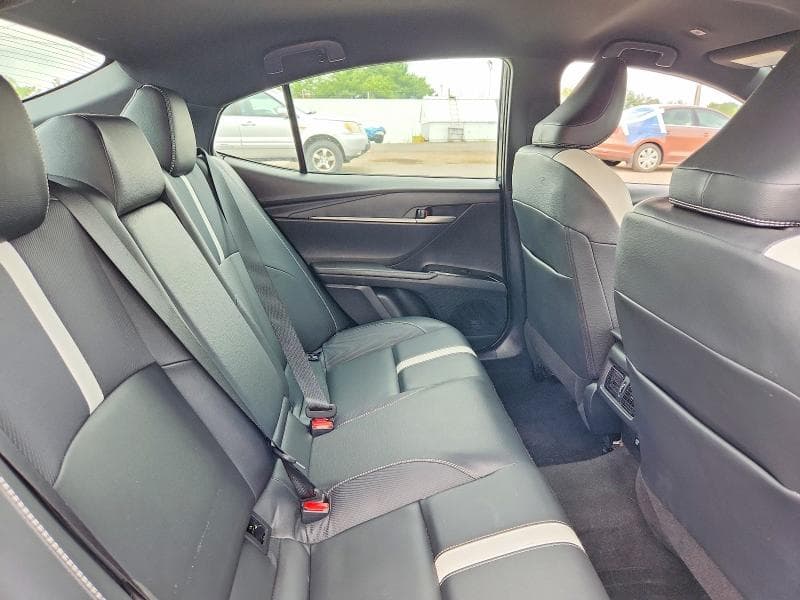 2025 TOYOTA CAMRY SE 10