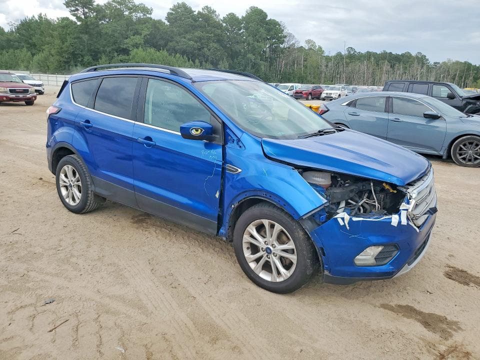 2018 FORD ESCAPE SE 4
