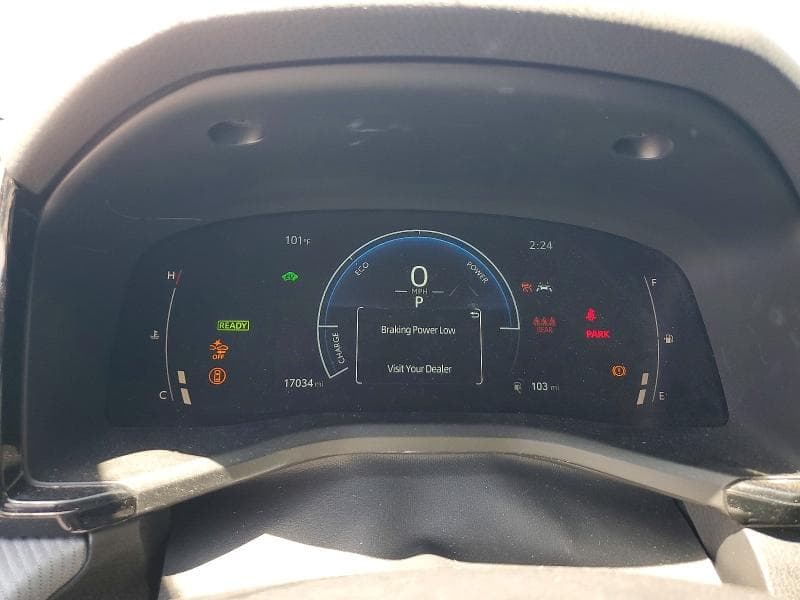 2025 TOYOTA CAMRY SE 9