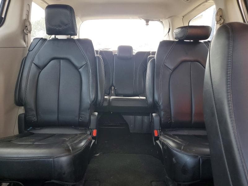 2024 CHRYSLER PACIFICA TOURING L 10