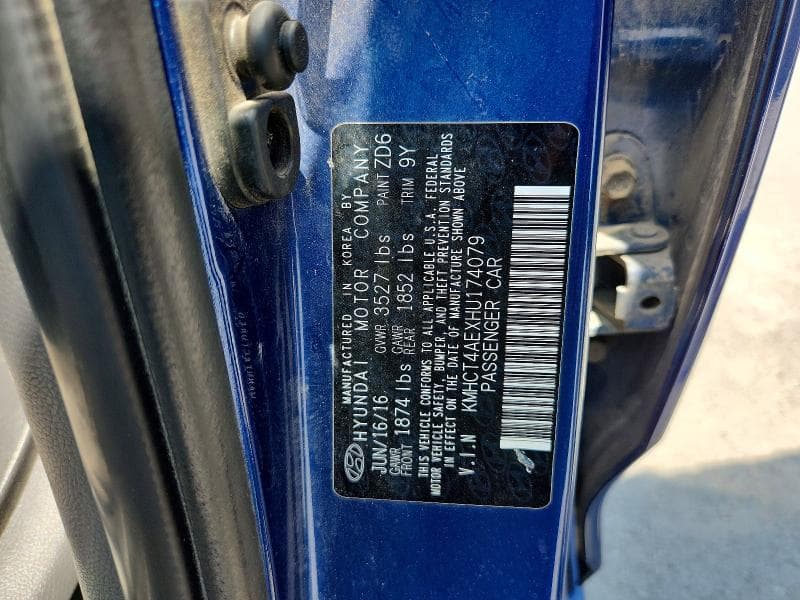 2017 HYUNDAI ACCENT SE 12