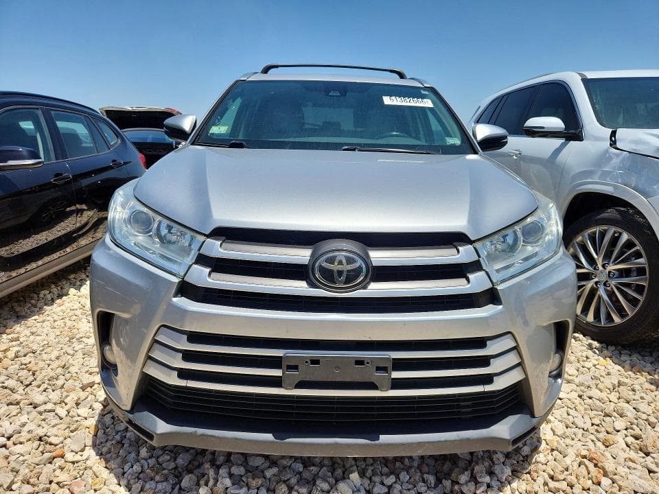2017 TOYOTA HIGHLANDER XLE 5