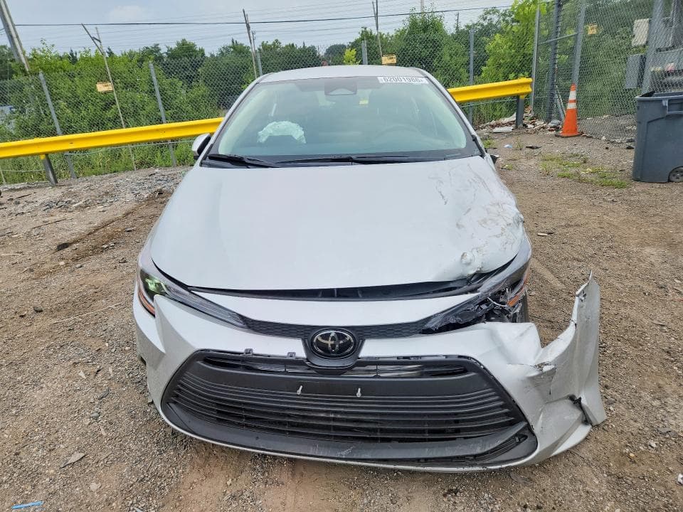 2026 TOYOTA COROLLA LE 5