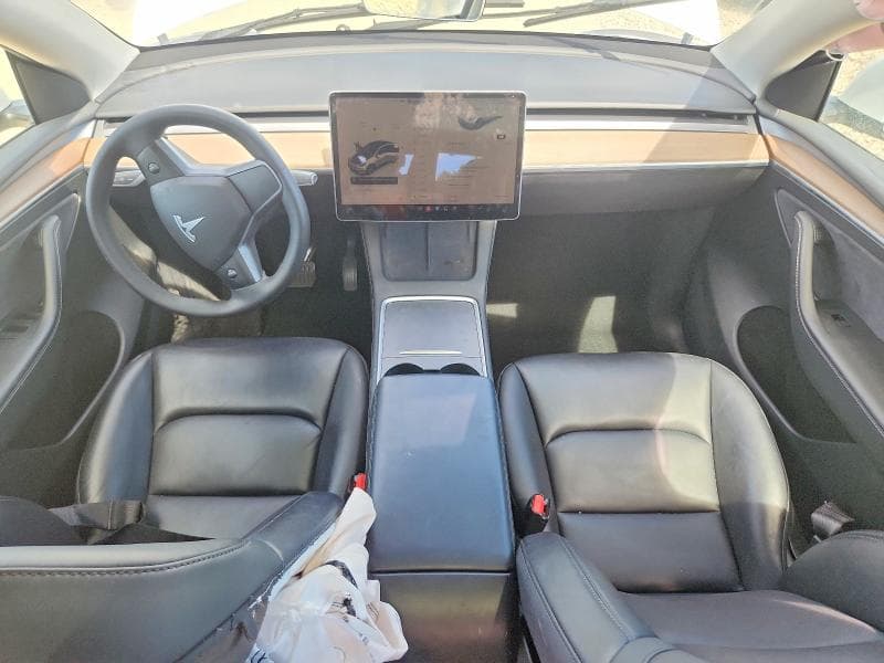 2023 TESLA MODEL Y 8