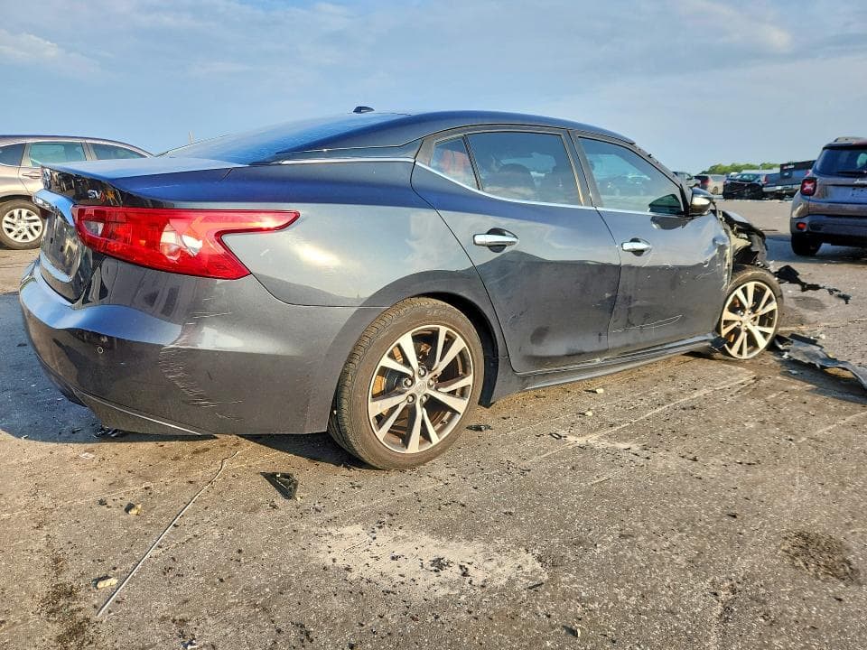 2017 NISSAN MAXIMA 3.5 SV 3