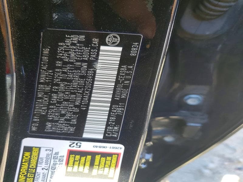 2025 TOYOTA CAMRY SE 12