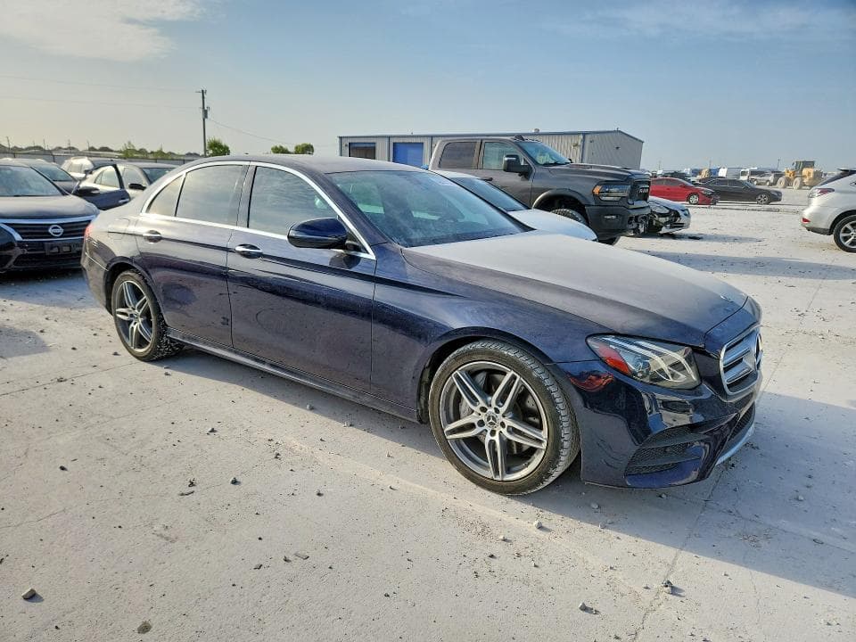 2019 MERCEDES-BENZ E 300 4