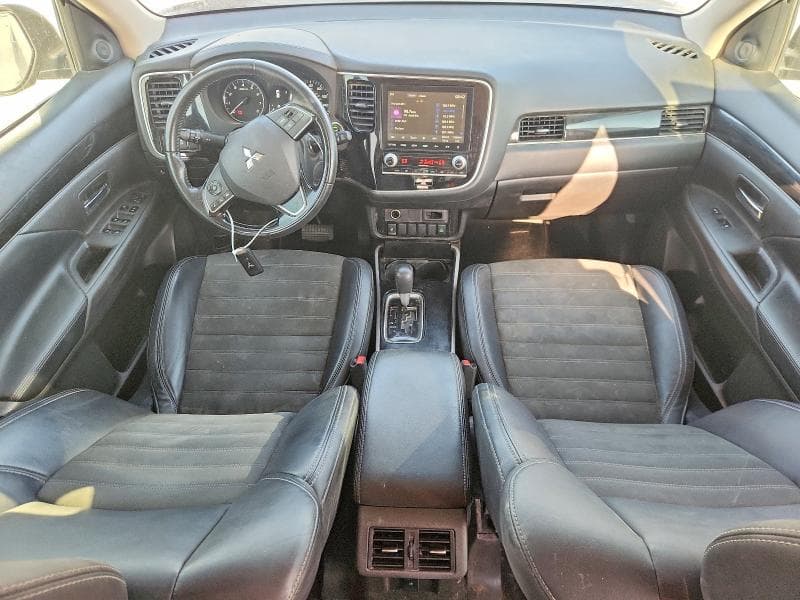 2020 MITSUBISHI OUTLANDER SE 8