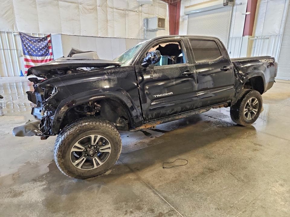 2019 TOYOTA TACOMA TRD SPORT - 1