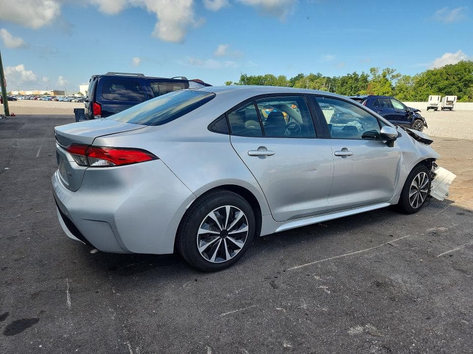 2020 TOYOTA COROLLA LE 3