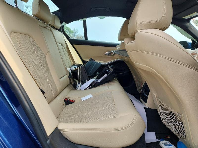 2022 BMW 330XI 10