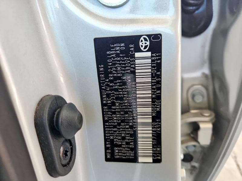2024 TOYOTA COROLLA LE 12