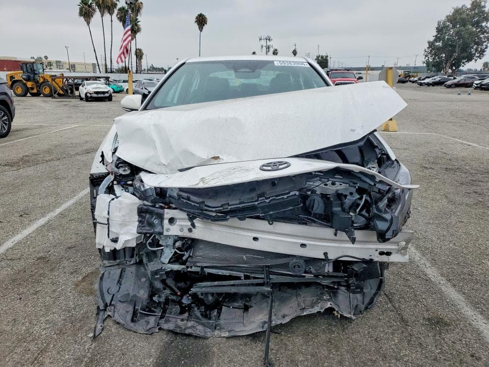 2025 TOYOTA CAMRY SE 5