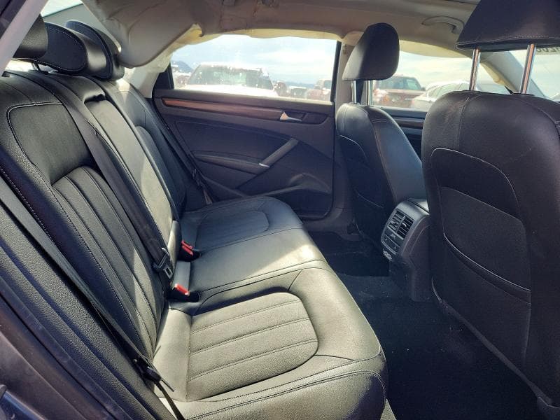 2020 VOLKSWAGEN PASSAT SEL 10