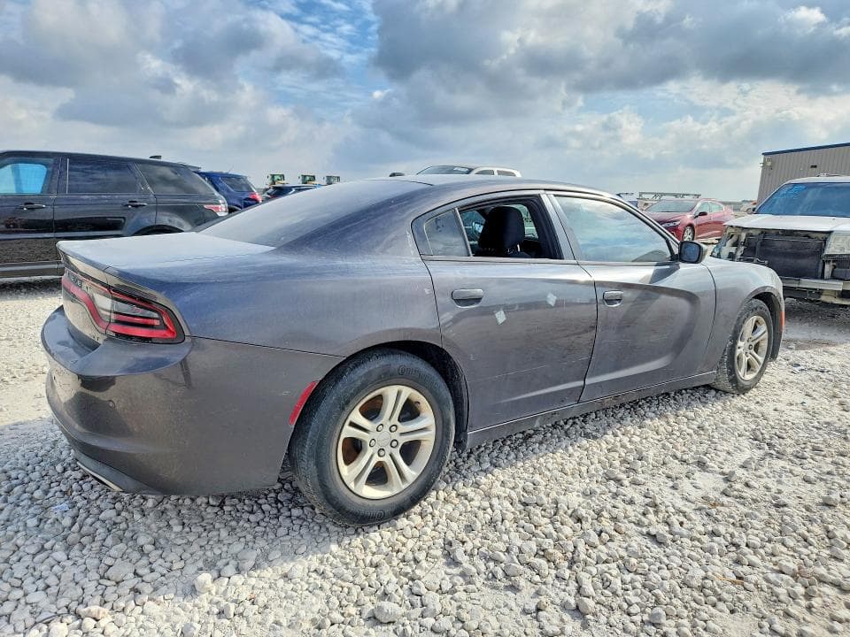 2018 DODGE CHARGER SXT 3
