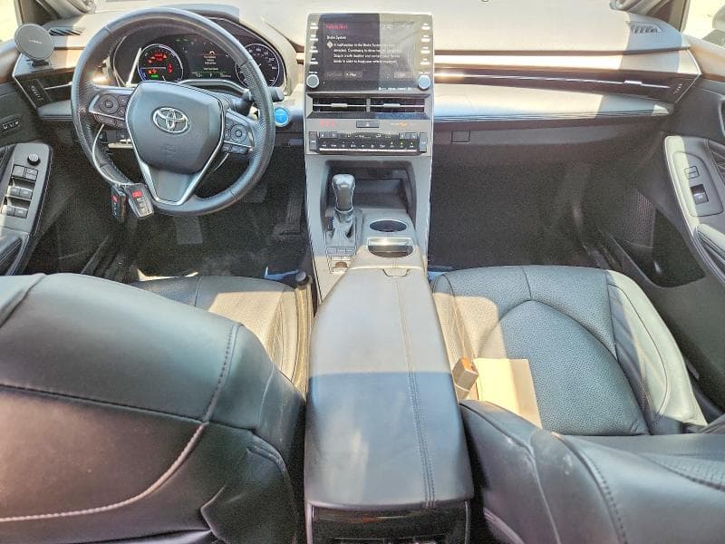 2022 TOYOTA AVALON LIMITED 8