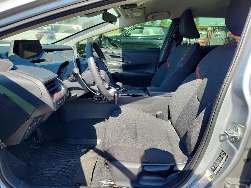 2026 TOYOTA PRIUS PLUG-IN HYBRID SE 7