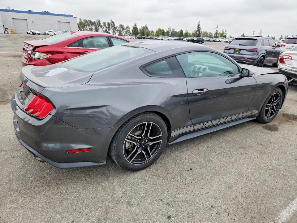 2020 FORD MUSTANG 3