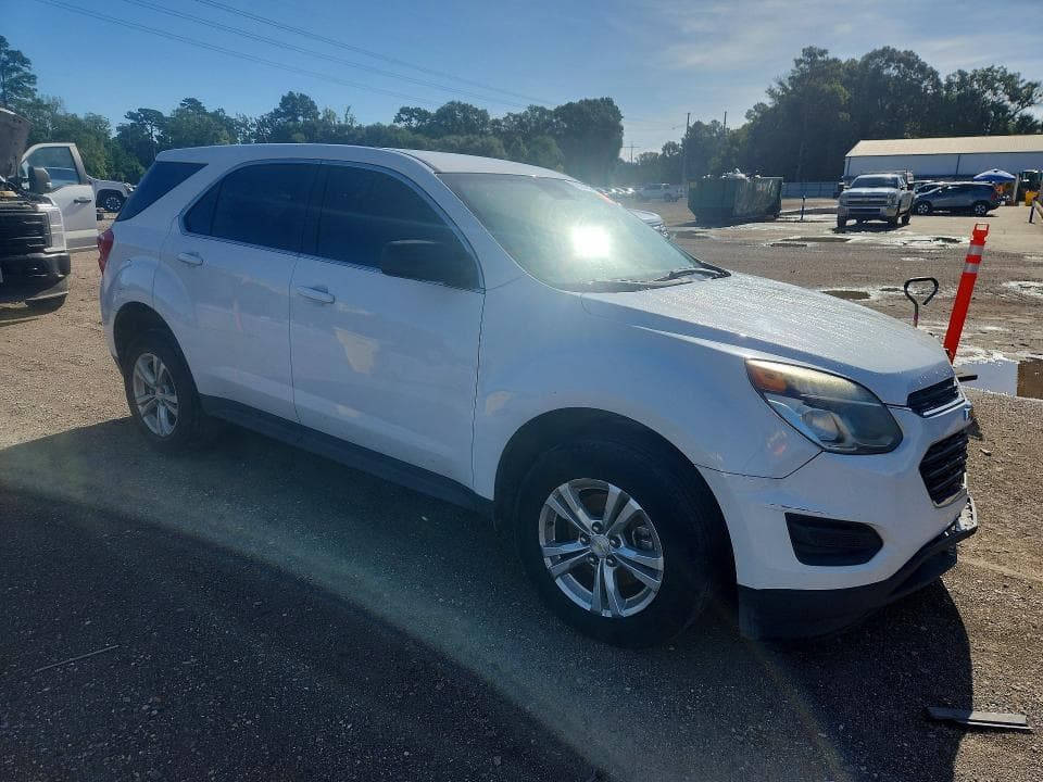 2017 CHEVROLET EQUINOX LS 4
