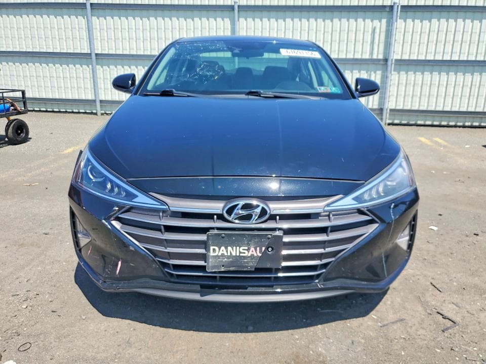 2019 HYUNDAI ELANTRA SEL 5