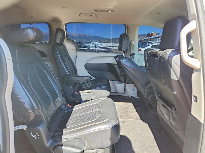 2017 CHRYSLER PACIFICA TOURING L PLUS 11