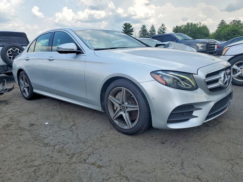 2019 MERCEDES-BENZ E 300 4MATIC 4