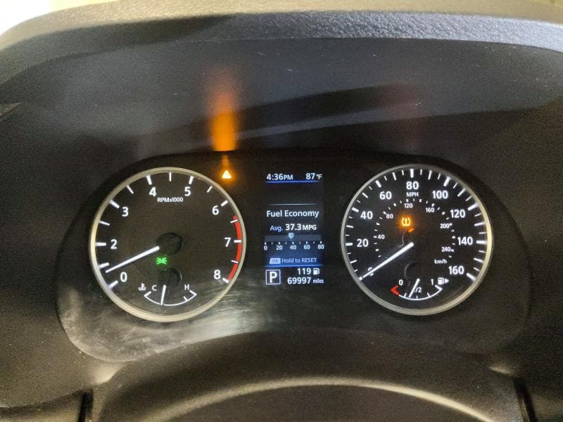 2022 NISSAN SENTRA S 9