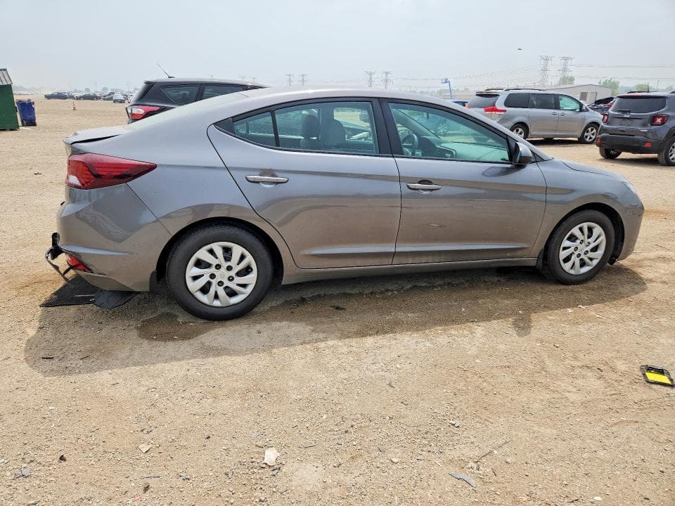 2020 HYUNDAI ELANTRA SE 3