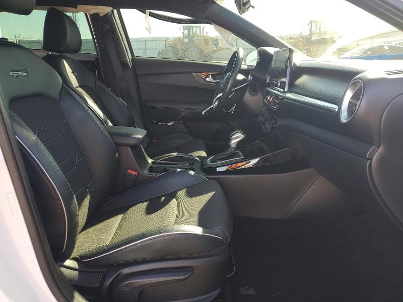 2022 KIA FORTE GT LINE 7