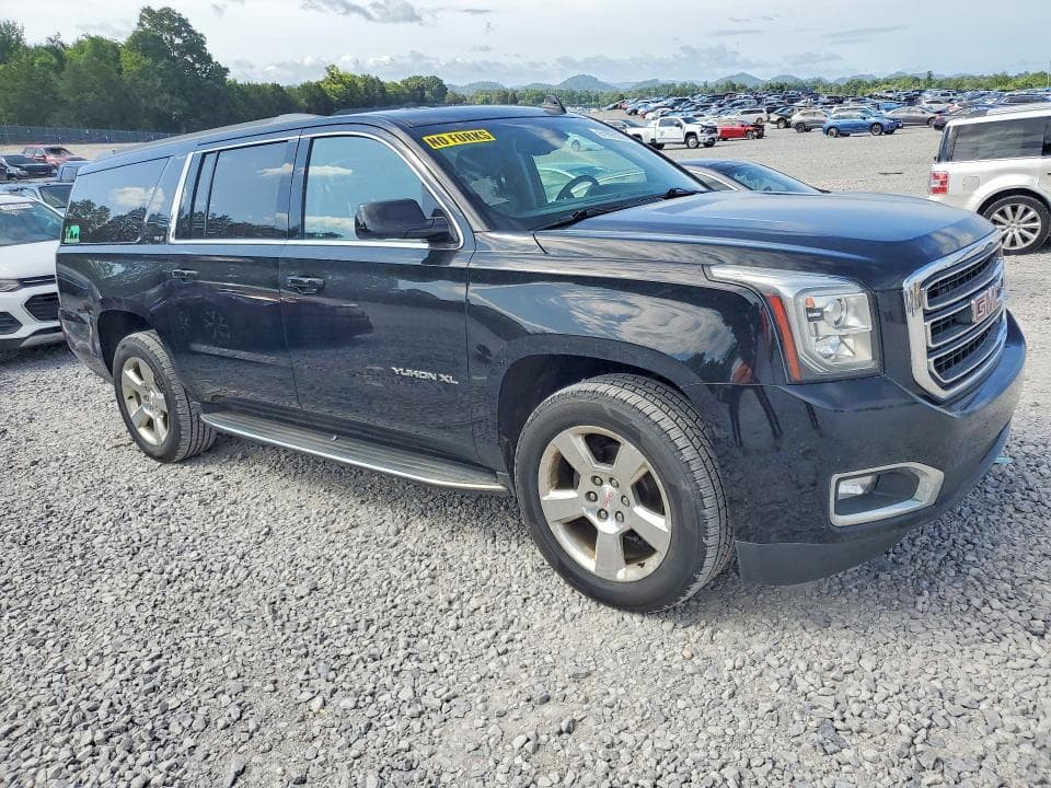 2017 GMC YUKON XL K1500 SLT 4