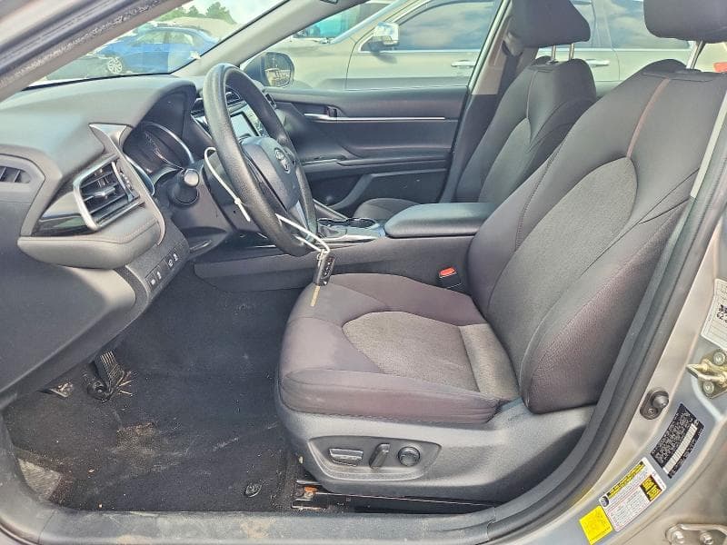 2020 TOYOTA CAMRY LE 7