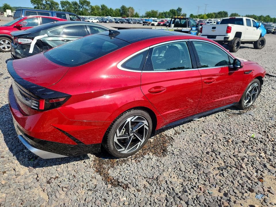 2025 HYUNDAI SONATA SEL 3