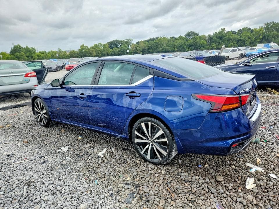 2021 NISSAN ALTIMA SR 2