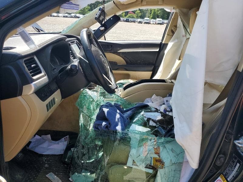2019 TOYOTA HIGHLANDER LE PLUS 7