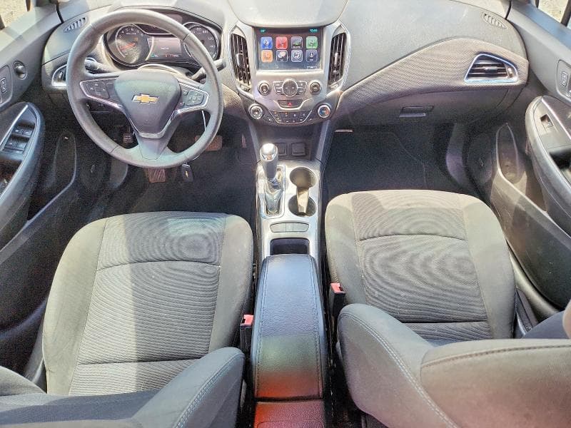 2017 CHEVROLET CRUZE LT 8