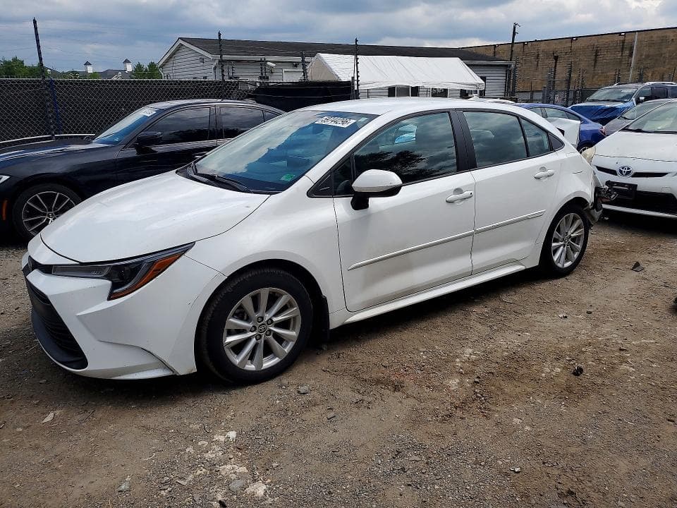 2024 TOYOTA COROLLA - 1