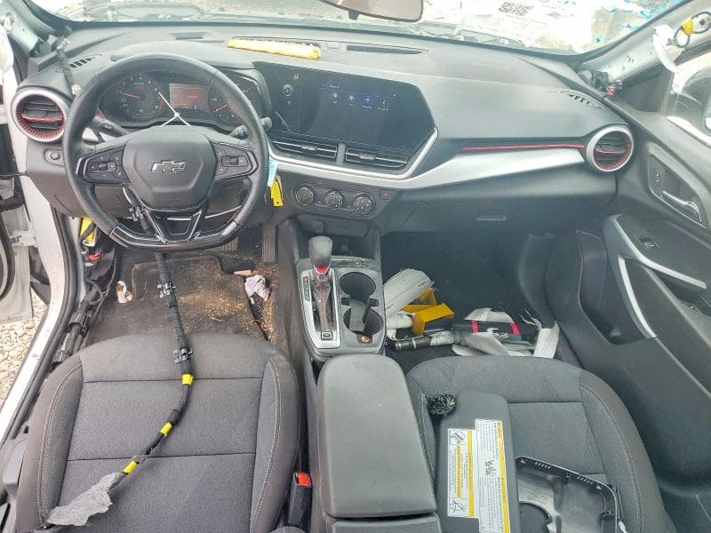 2024 CHEVROLET TRAX 8