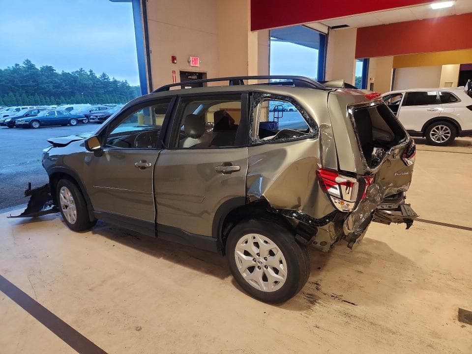 2021 SUBARU FORESTER 2