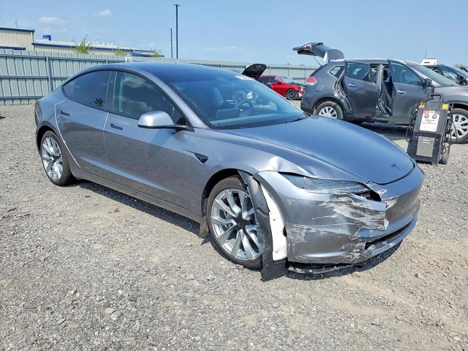 2026 TESLA MODEL 3 4