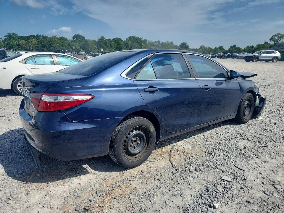 2017 TOYOTA CAMRY LE 3