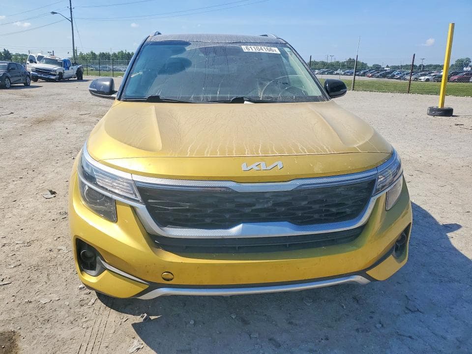 2022 KIA SELTOS S 5