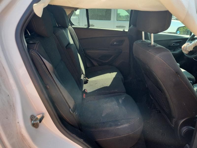 2019 CHEVROLET TRAX LS 11