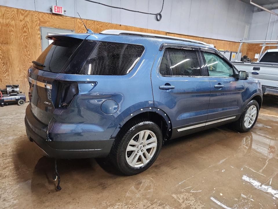 2019 FORD EXPLORER XLT 3
