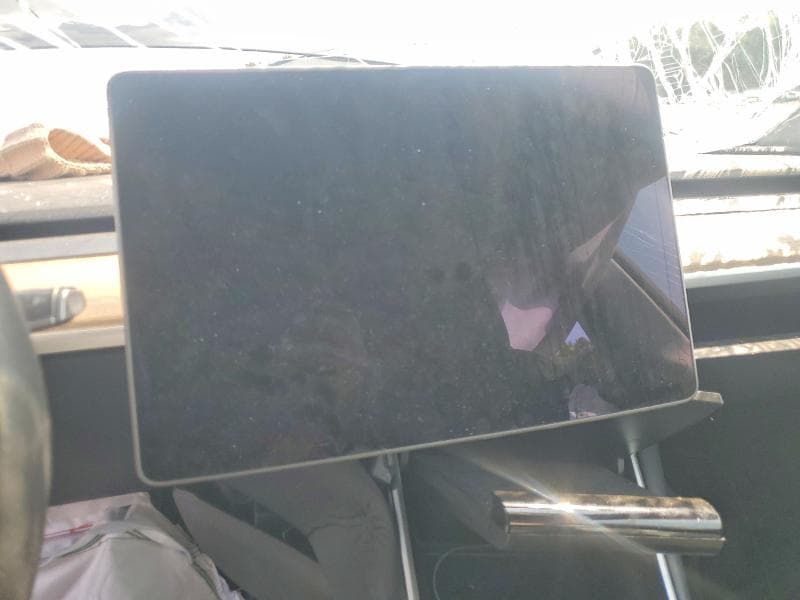 2021 TESLA MODEL Y 9