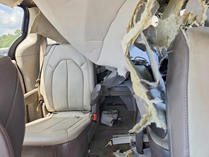 2017 CHRYSLER PACIFICA TOURING L 10