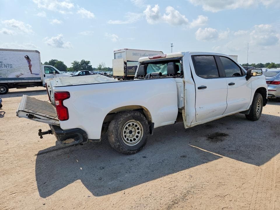 2021 CHEVROLET SILVERADO K1500 3