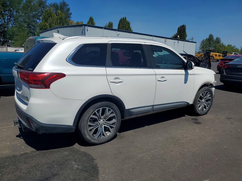 2017 MITSUBISHI OUTLANDER SE 3