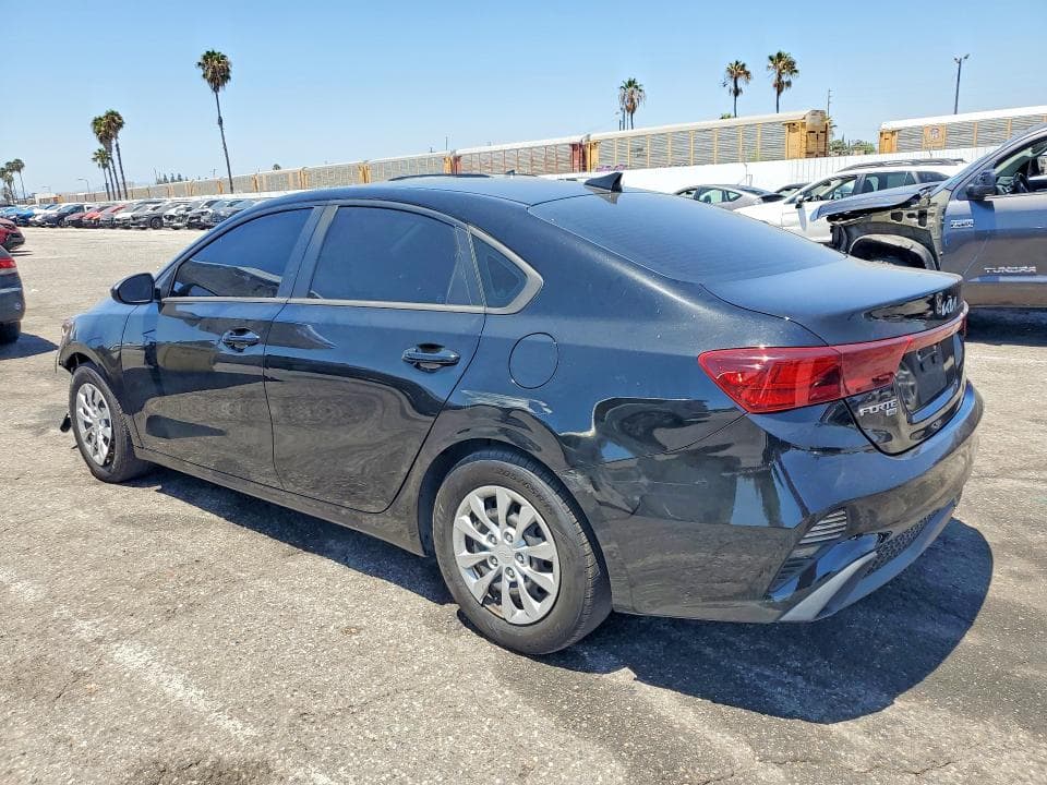 2023 KIA FORTE LX 2
